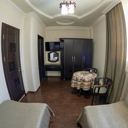 Parvana Hotel Gyumri Exterior photo