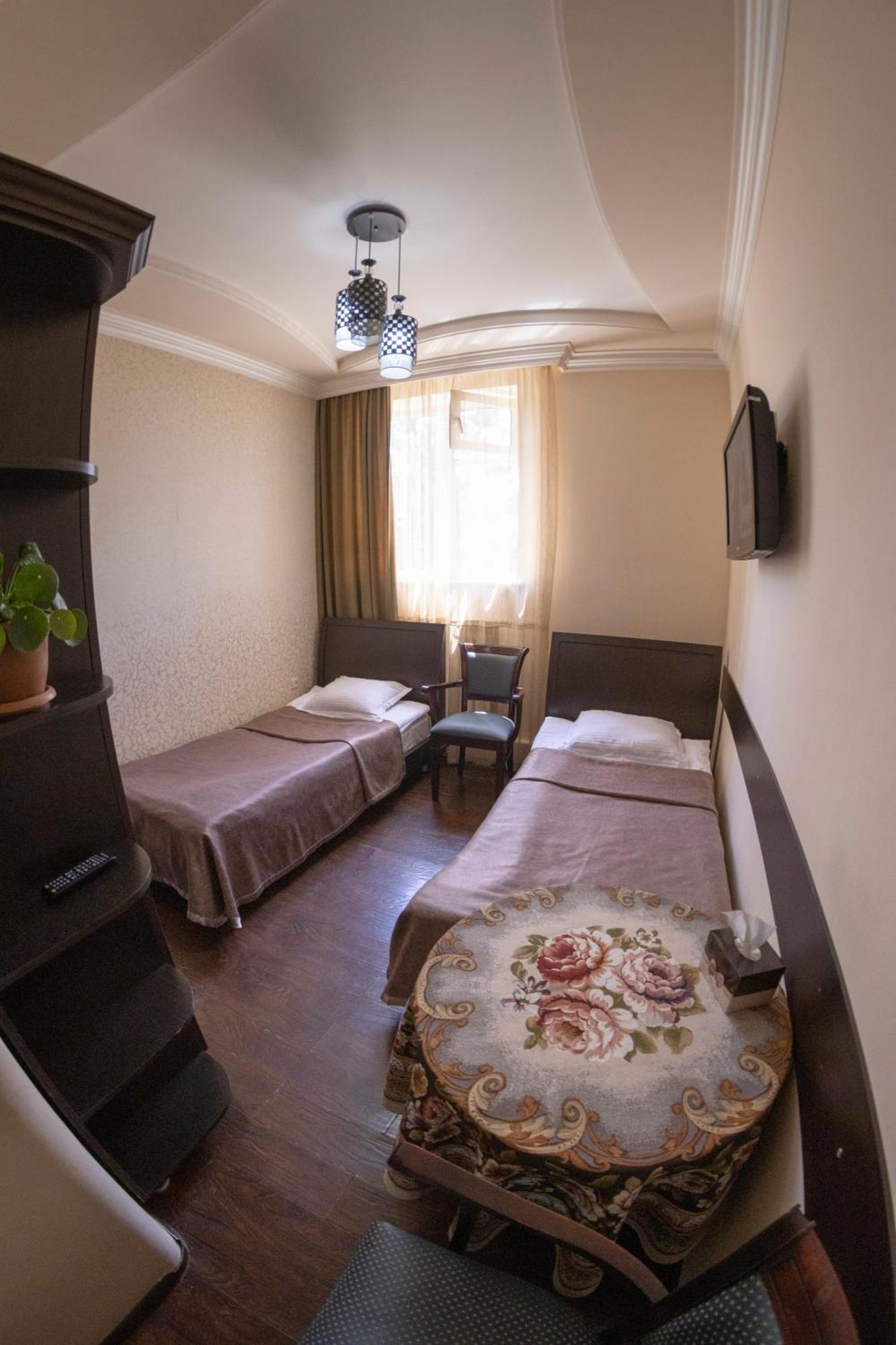 Parvana Hotel Gyumri Exterior photo